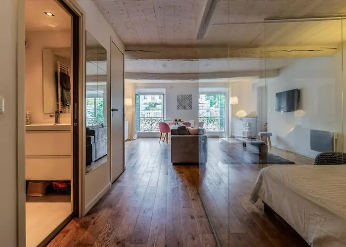 Joli Loft Entre Le Vieux Nice Et Le Port